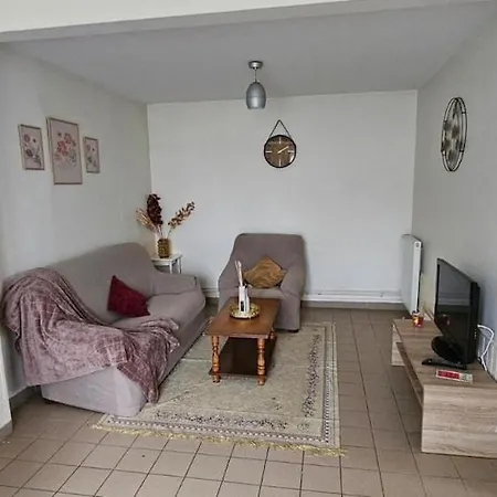 Maison Proche De Paris Et Aeroport Orly Jusqu'a 7 Personnes Holiday home Valenton